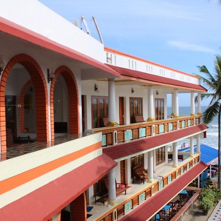 Hotel Sea View Palace - The Beach Hotel Ковалам Екстер'єр фото
