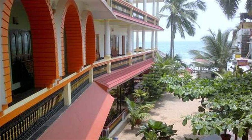 Hotel Sea View Palace - The Beach Hotel Ковалам Екстер'єр фото